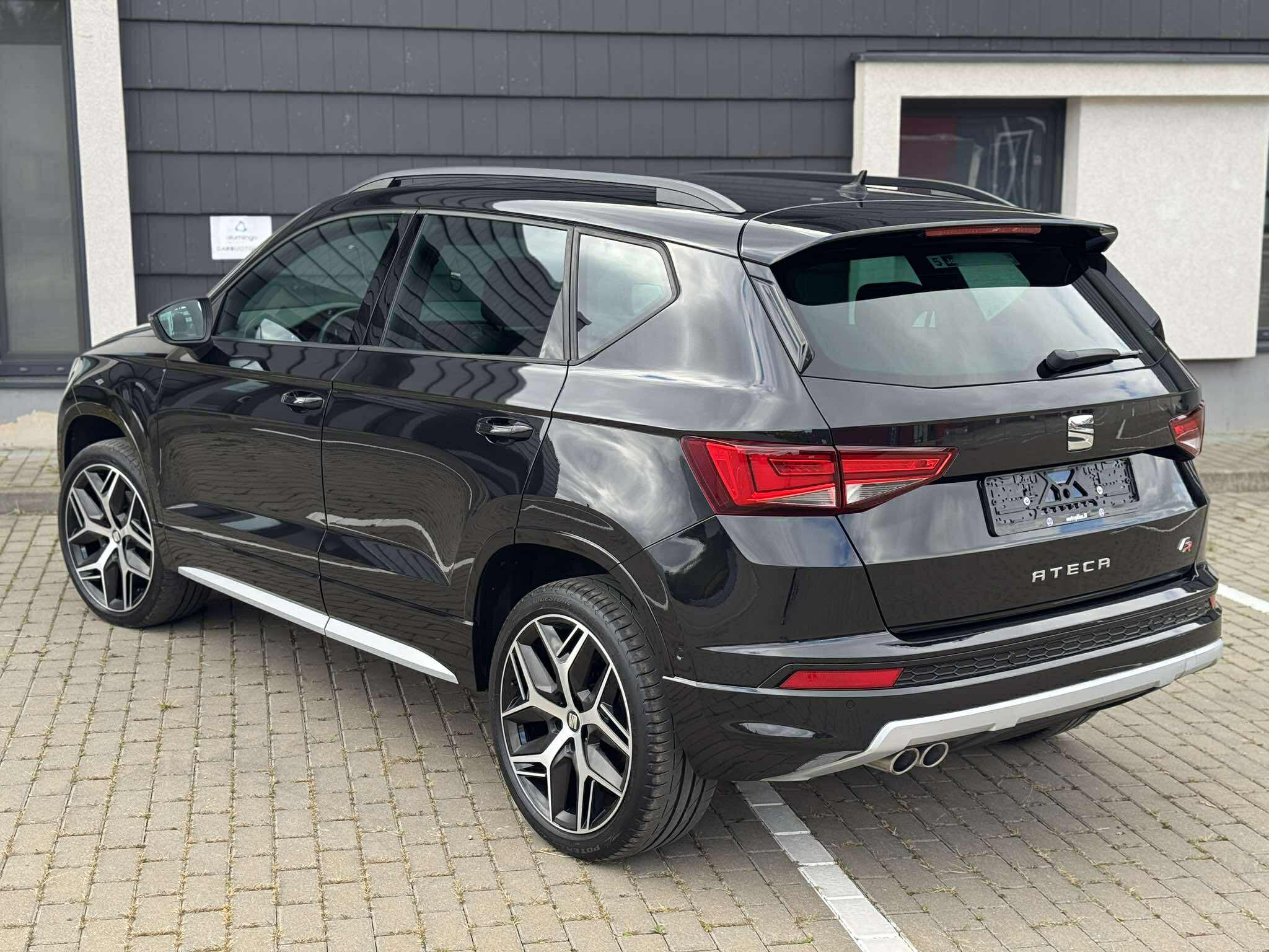 559813057_1385660053567406_939336394004764516_n