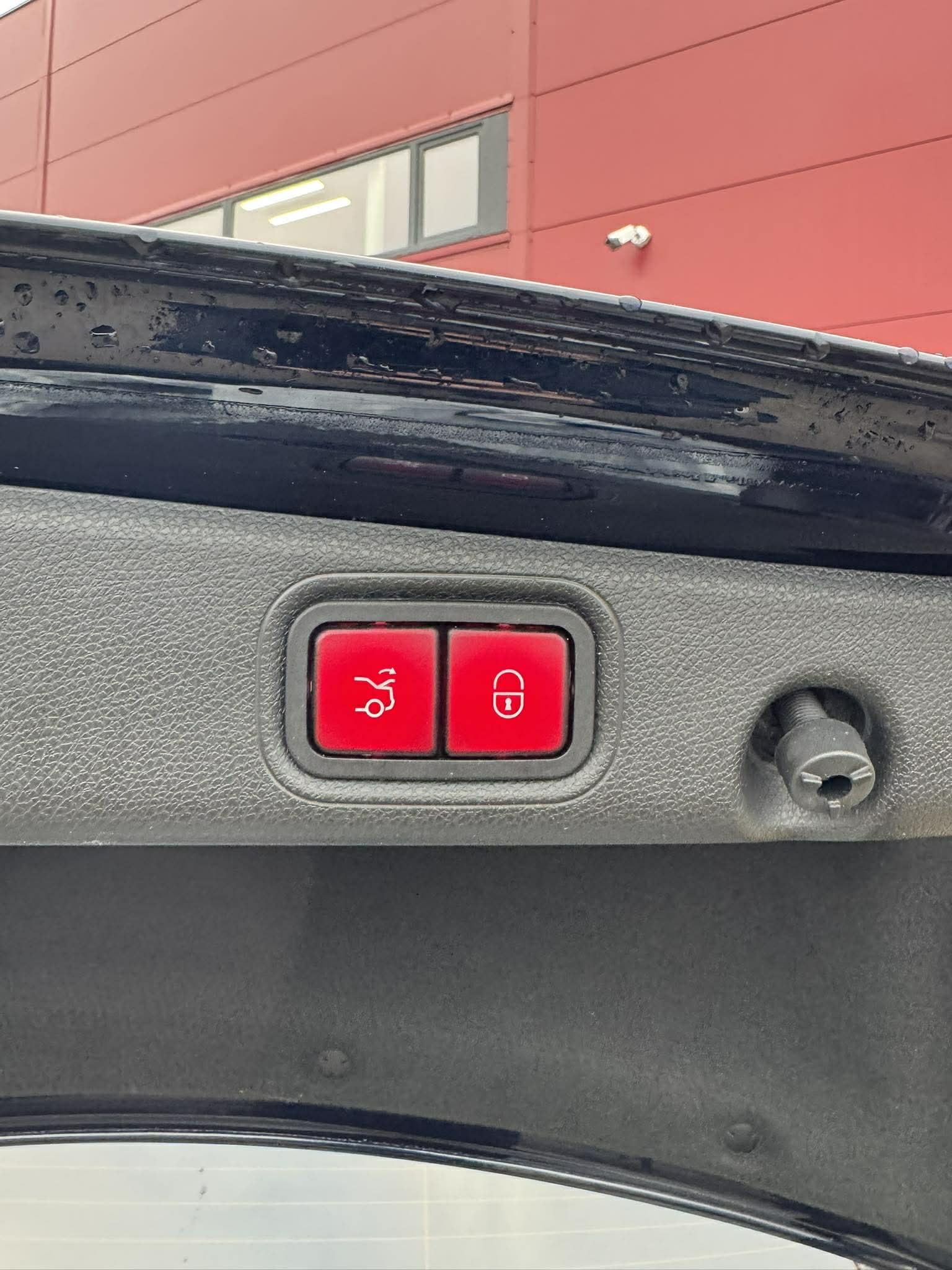 595300440_1436783565121721_1709614302356474876_n