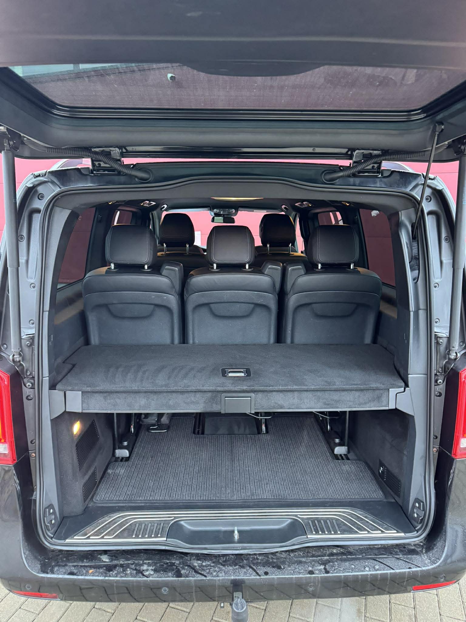 597390061_1436799475120130_5710154396930149586_n