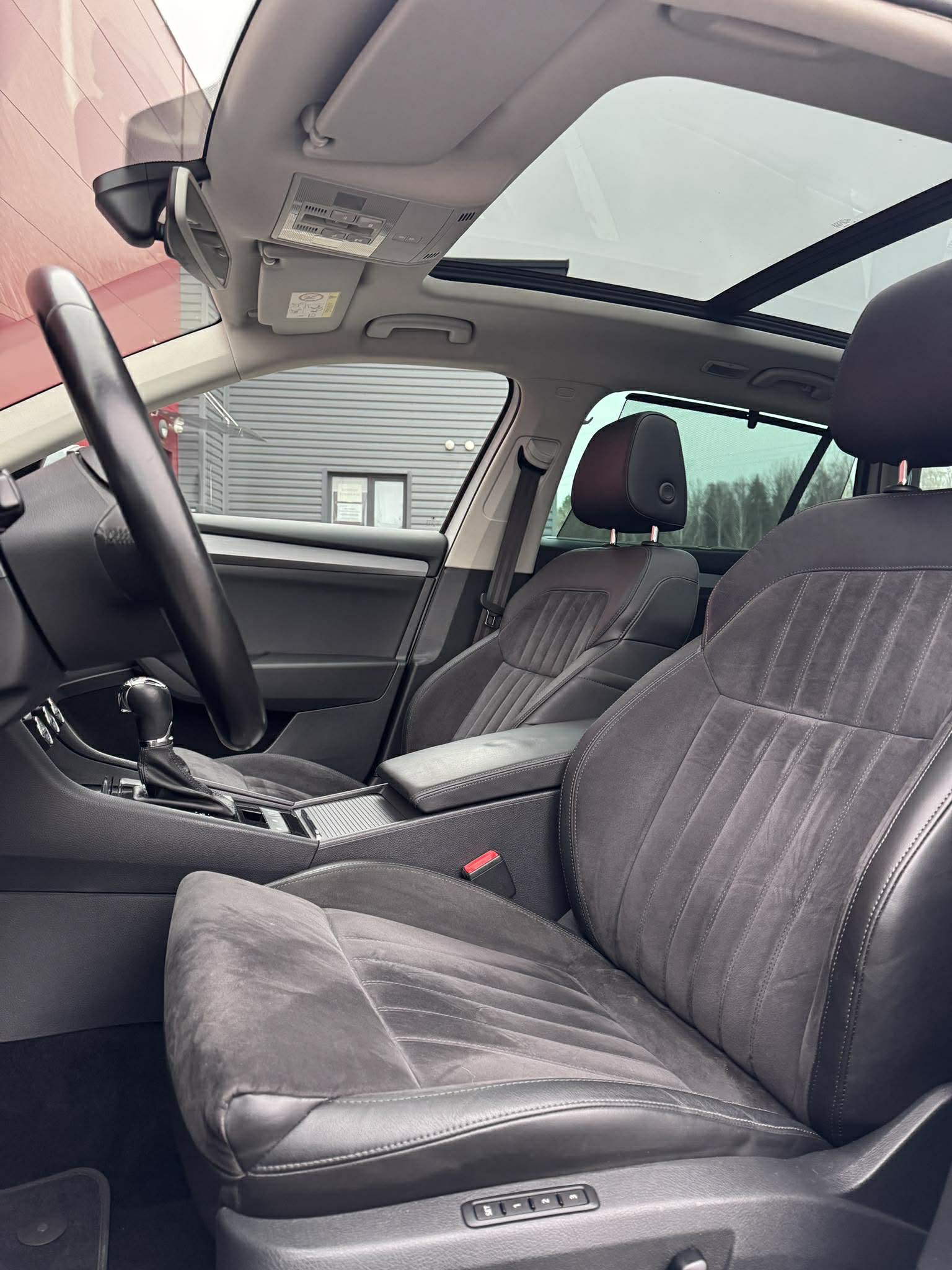 597427242_1437609645039113_7867320835976570984_n