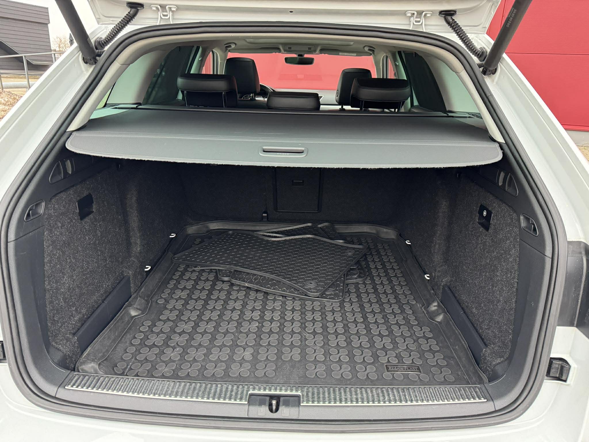 597434829_1437609598372451_8223467210465140233_n