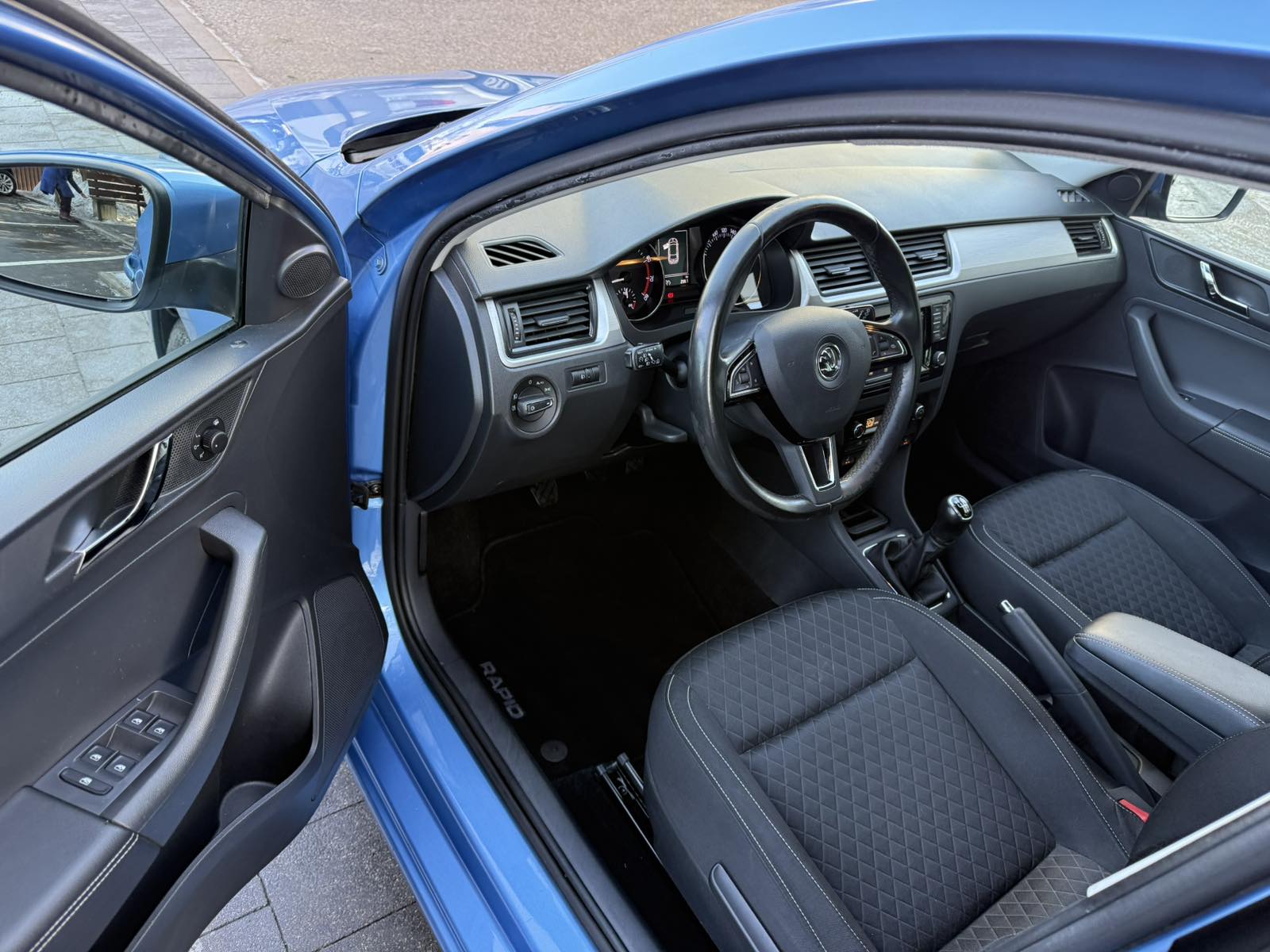 645712455_1513952940738116_721816049235276999_n