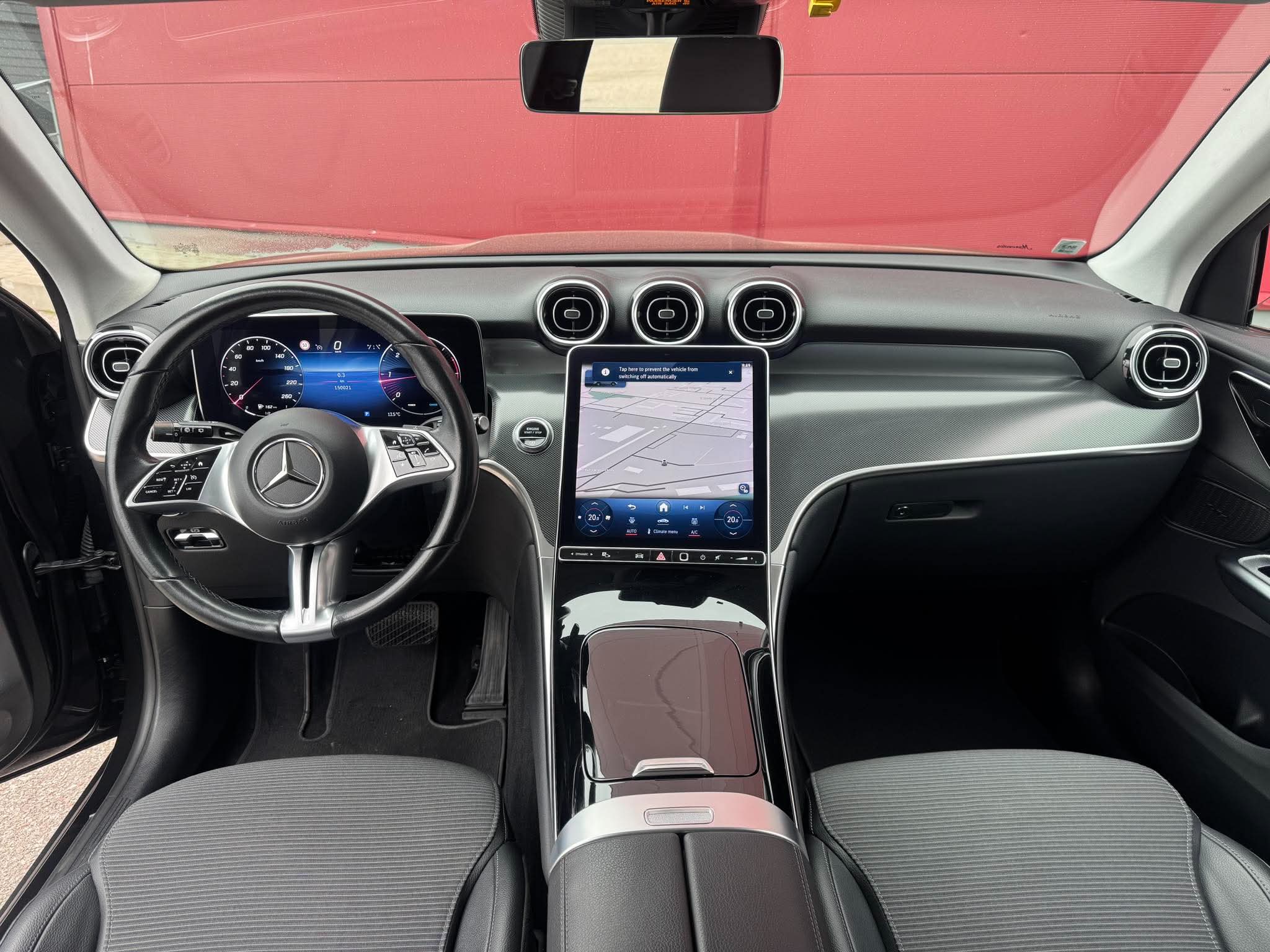2023 MERCEDES-BENZ GLC220 - Image 6