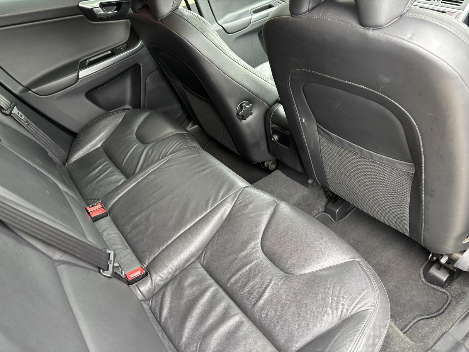 2012 VOLVO XC60 - Image 9