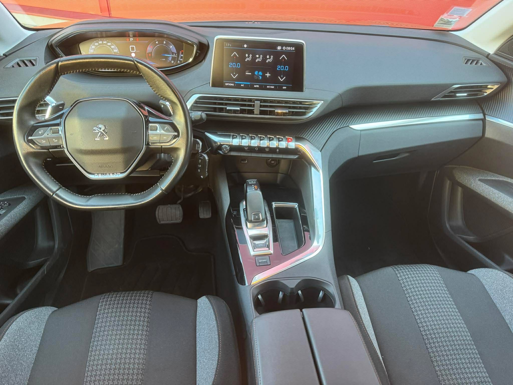2020 PEUGEOT 5008 - Image 6