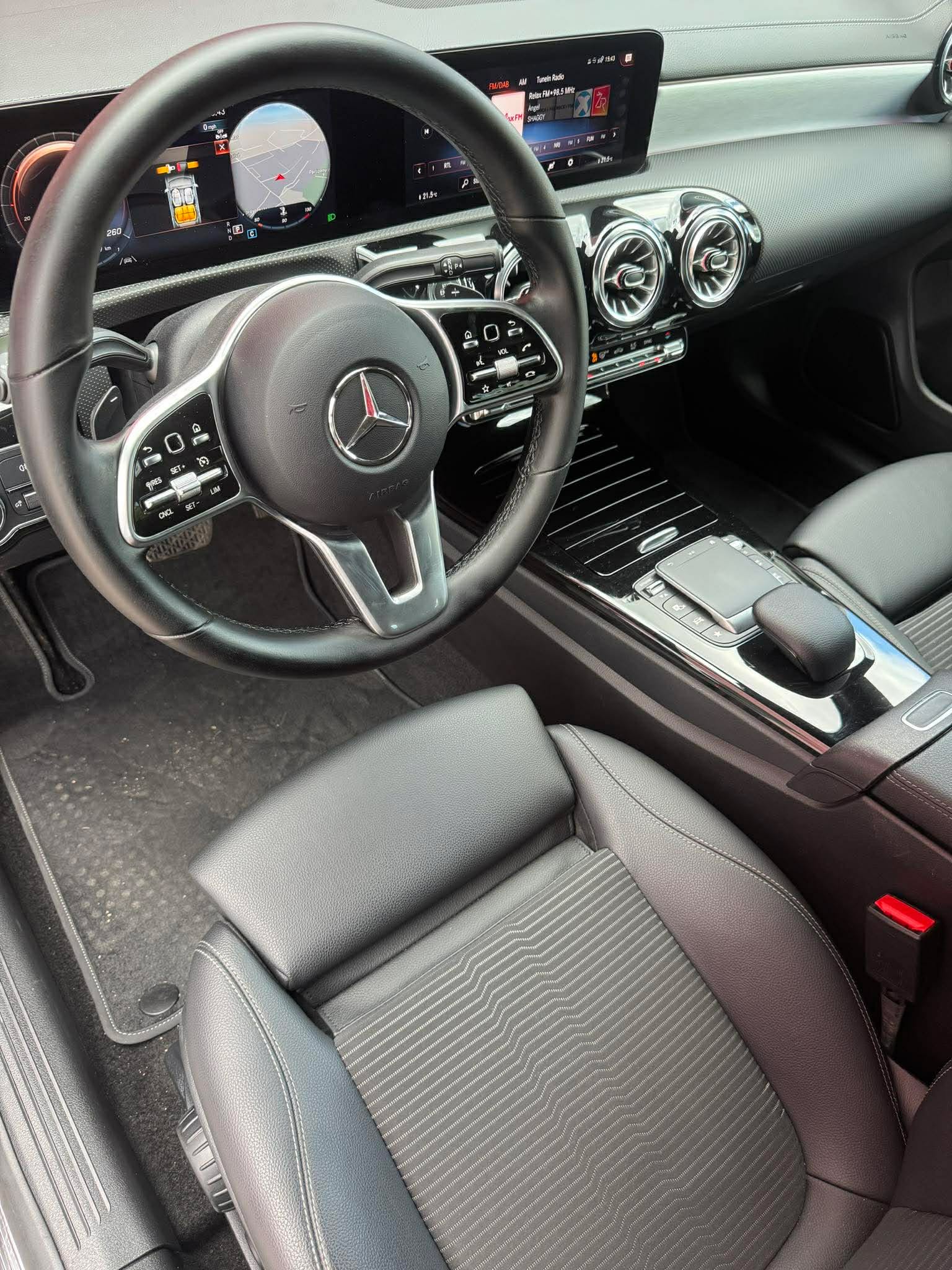 2021 MERCEDES-BENZ CLA200 - Image 8