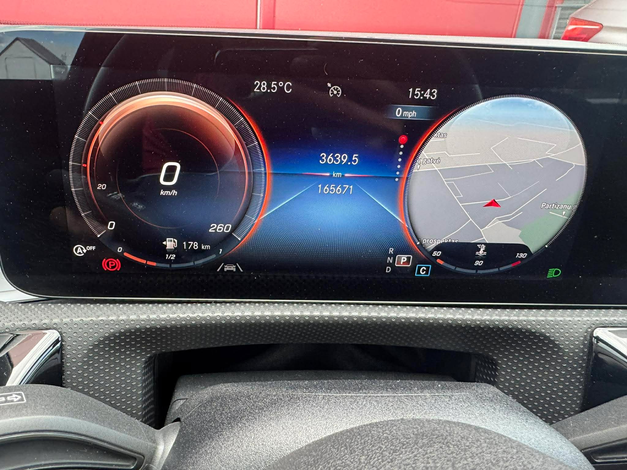 2021 MERCEDES-BENZ CLA200 - Image 10