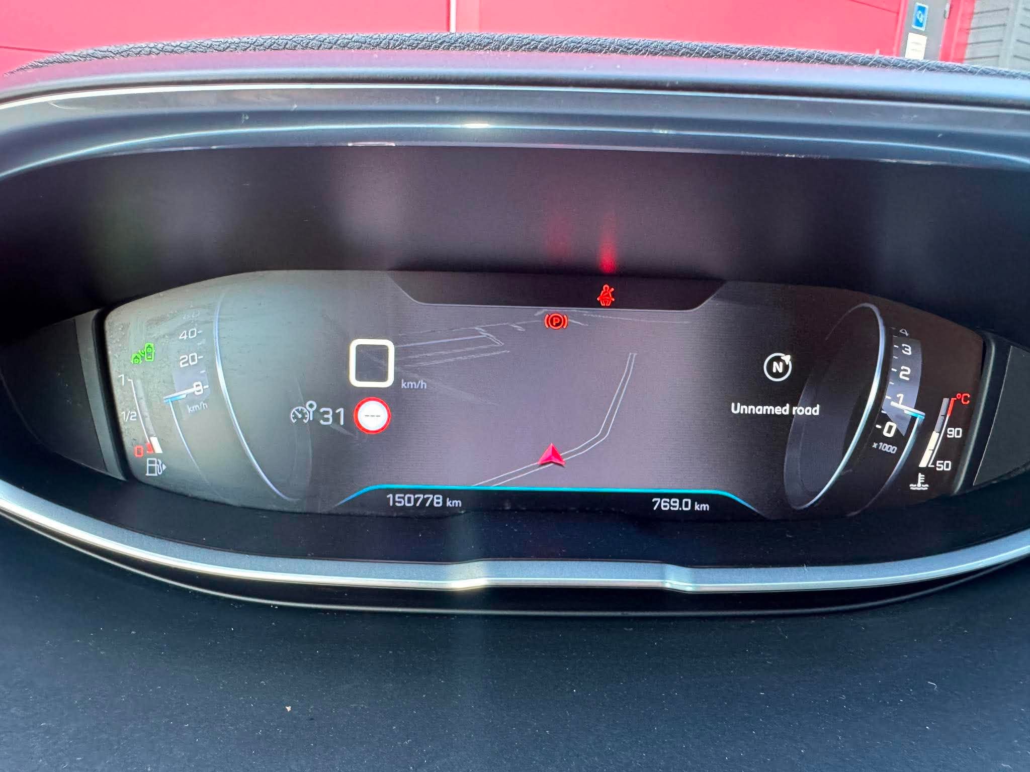 2018 PEUGEOT 5008 - Image 9