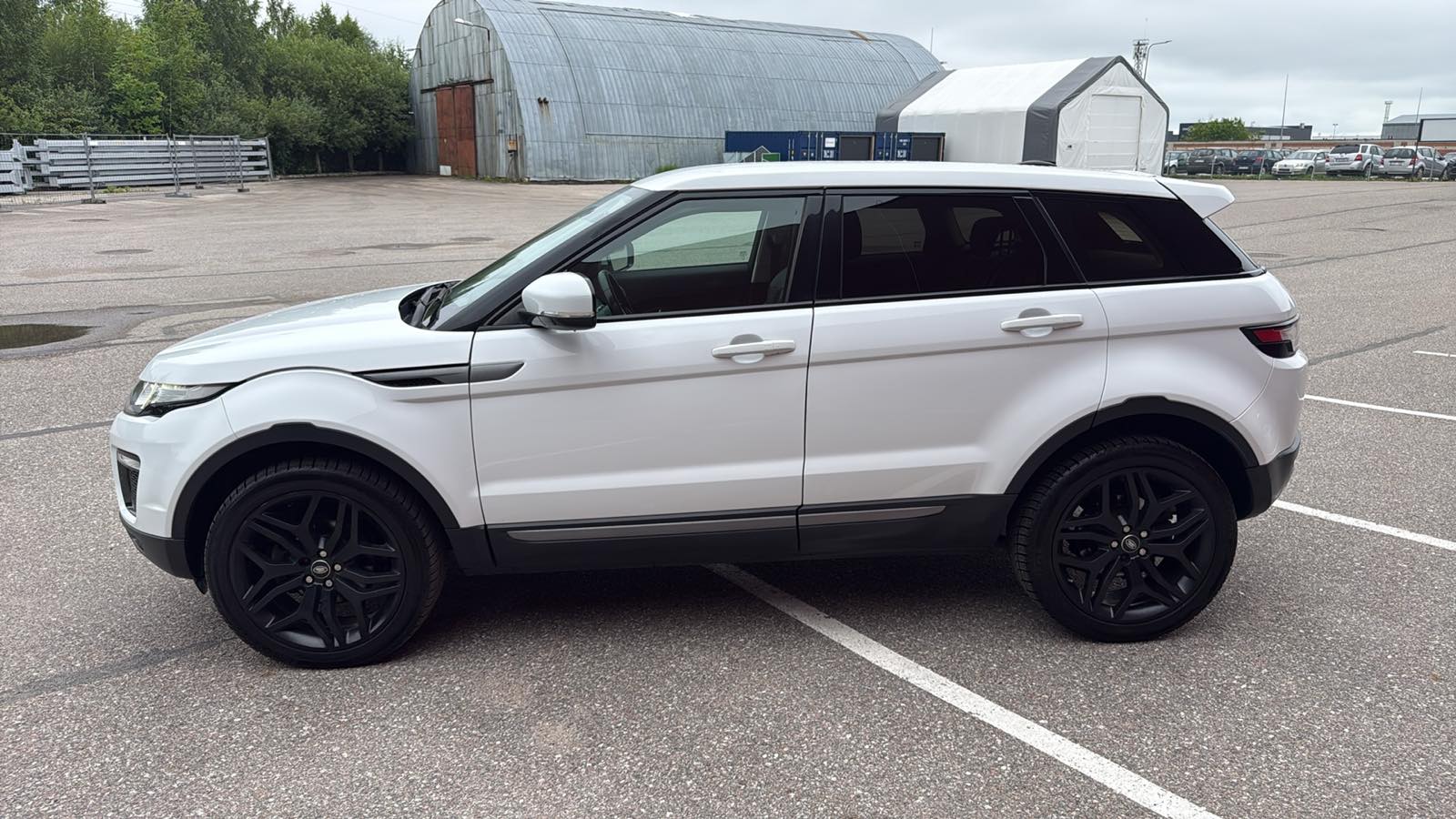 2011 LAND ROVER RANGE ROVER EVOQUE - Image 5