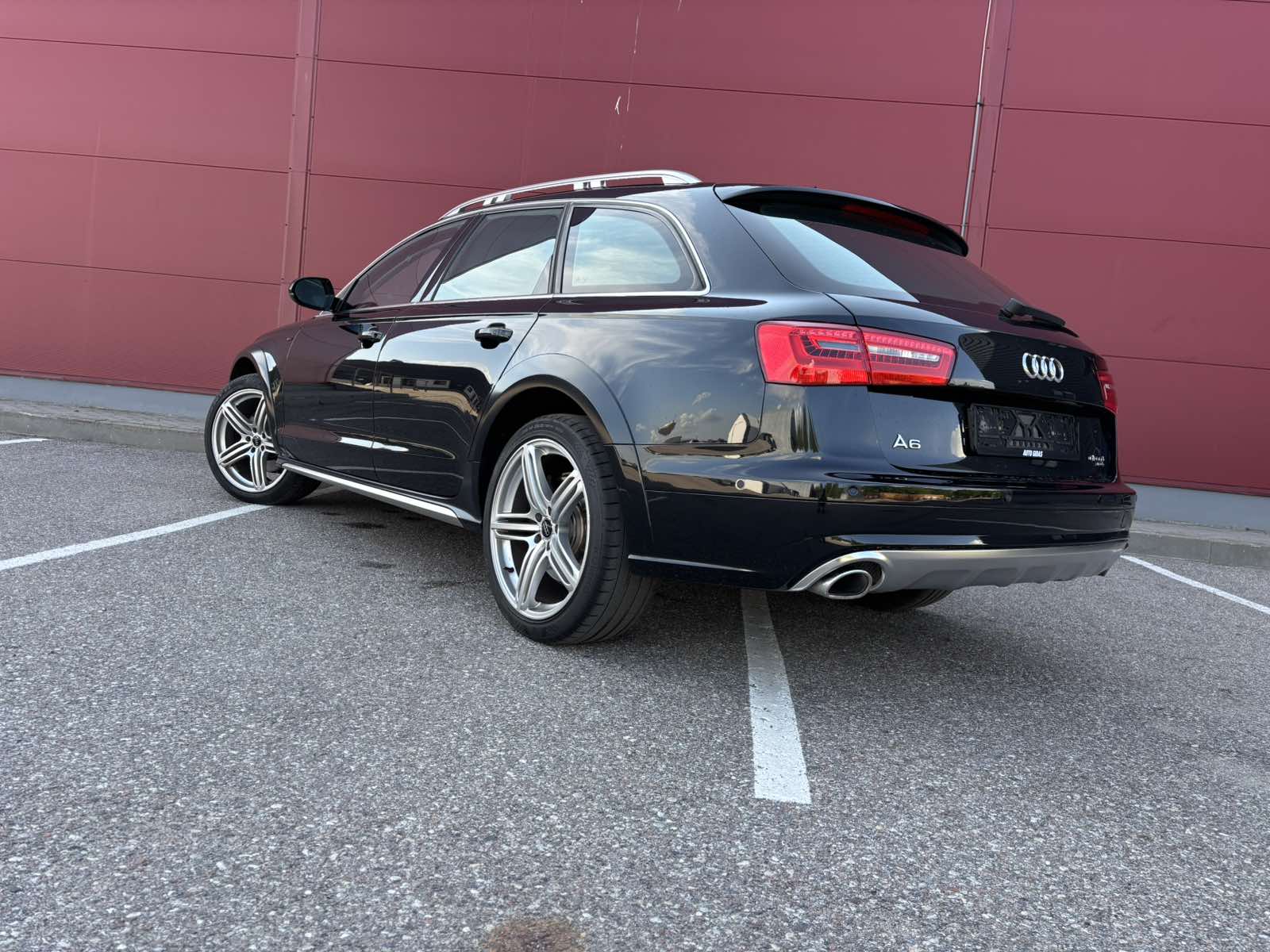 2013 AUDI A6 - Image 6