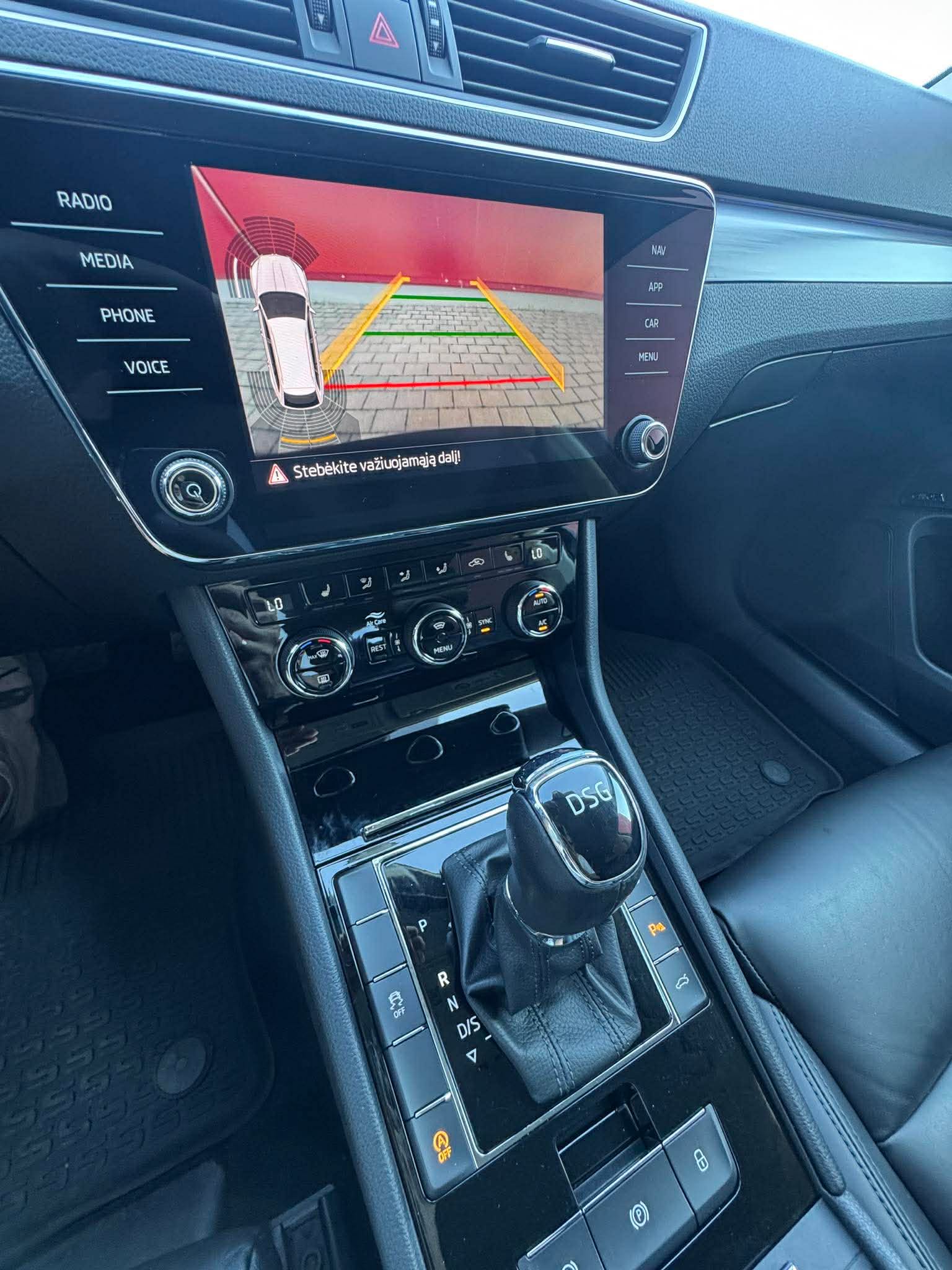 2018 SKODA SUPERB - Image 7