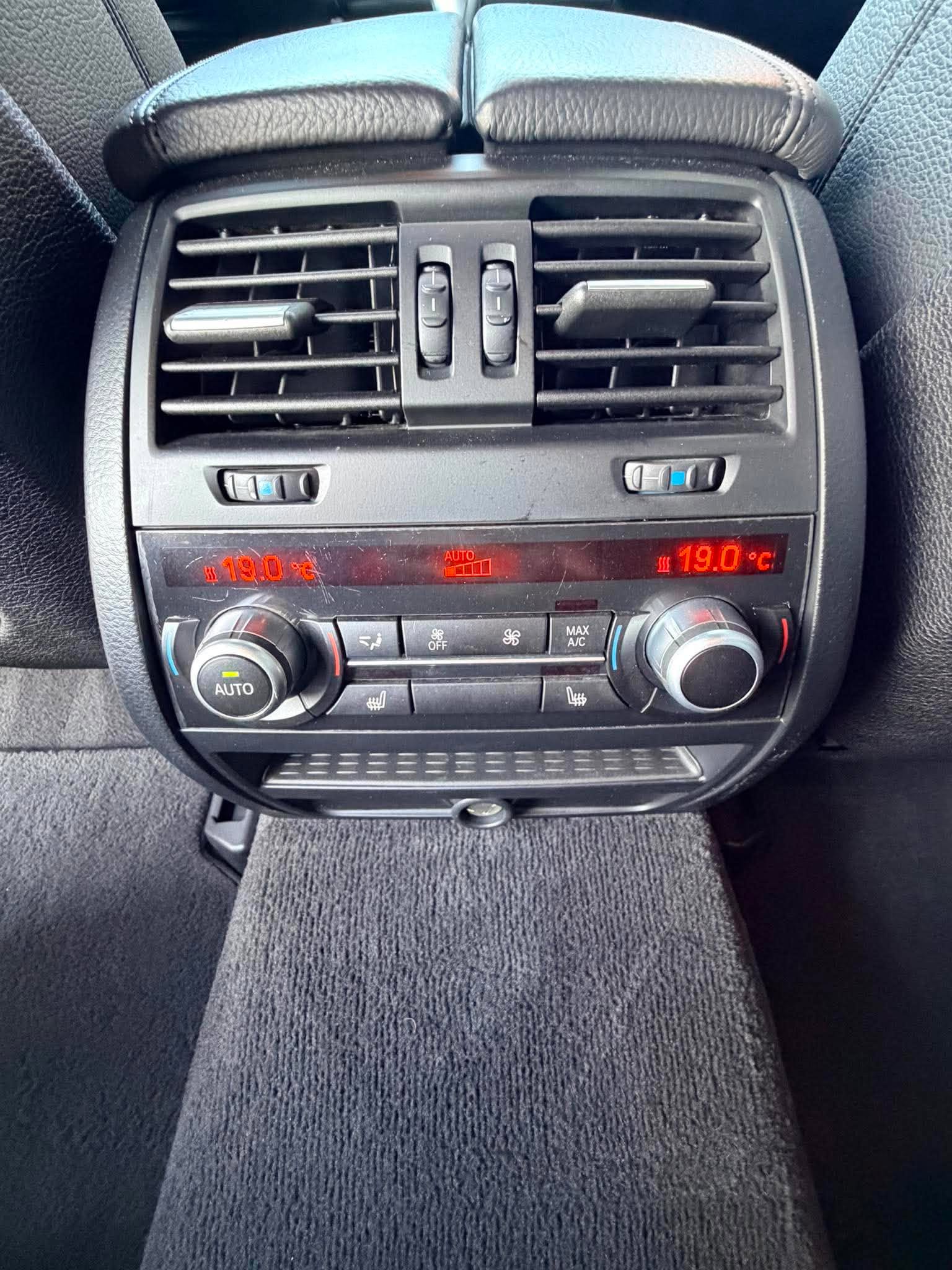 2014 BMW 520 - Image 9