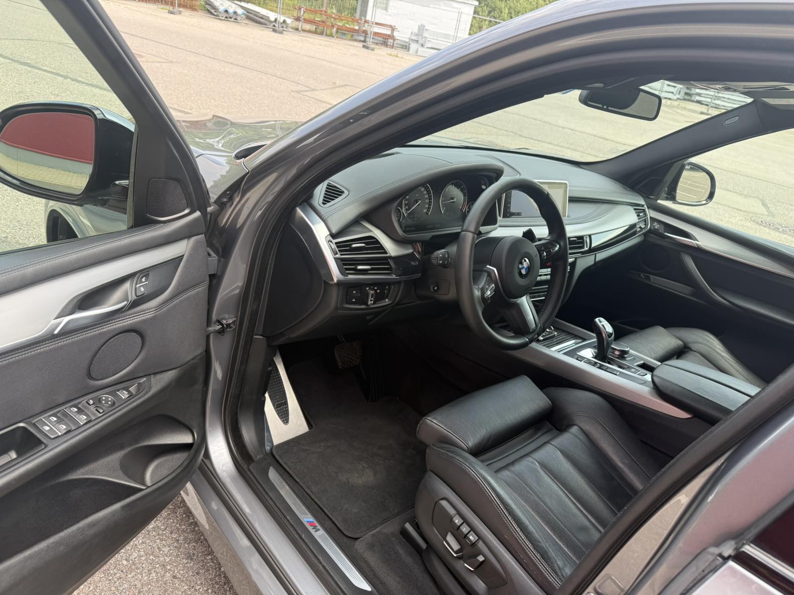 2017 BMW X5 - Image 6