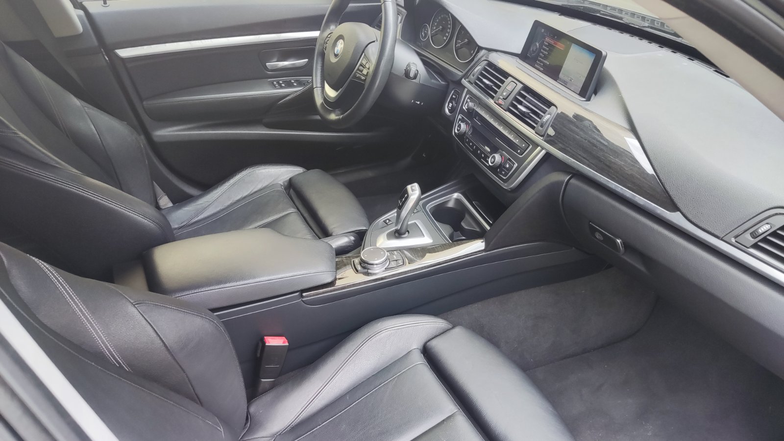 2013 BMW 320 GRAN TURISMO - Image 9