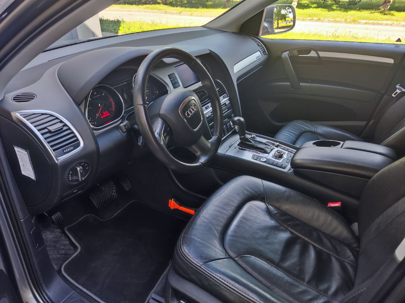 2010 AUDI Q7 - Image 5
