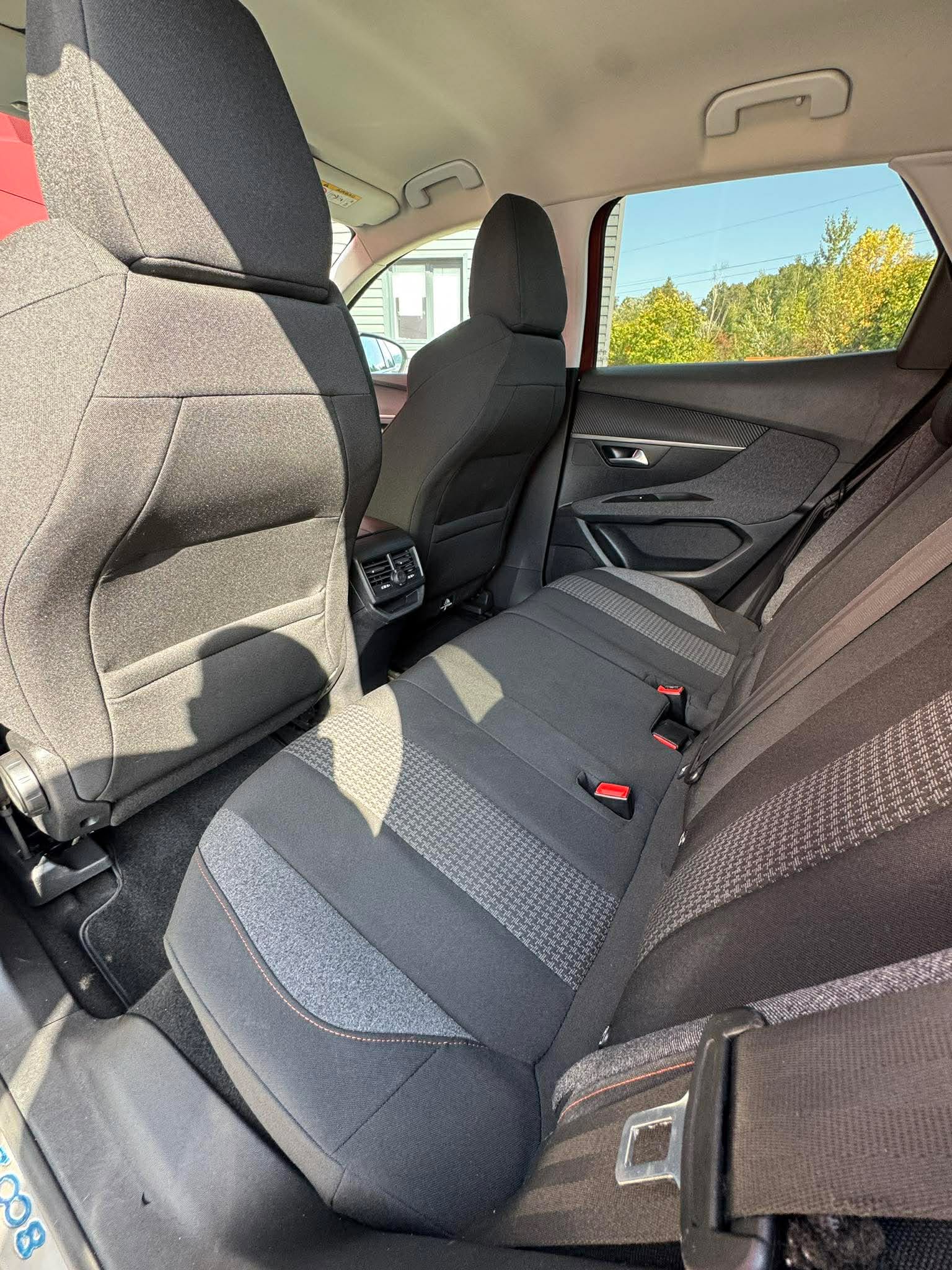 2018 PEUGEOT 3008 - Image 7