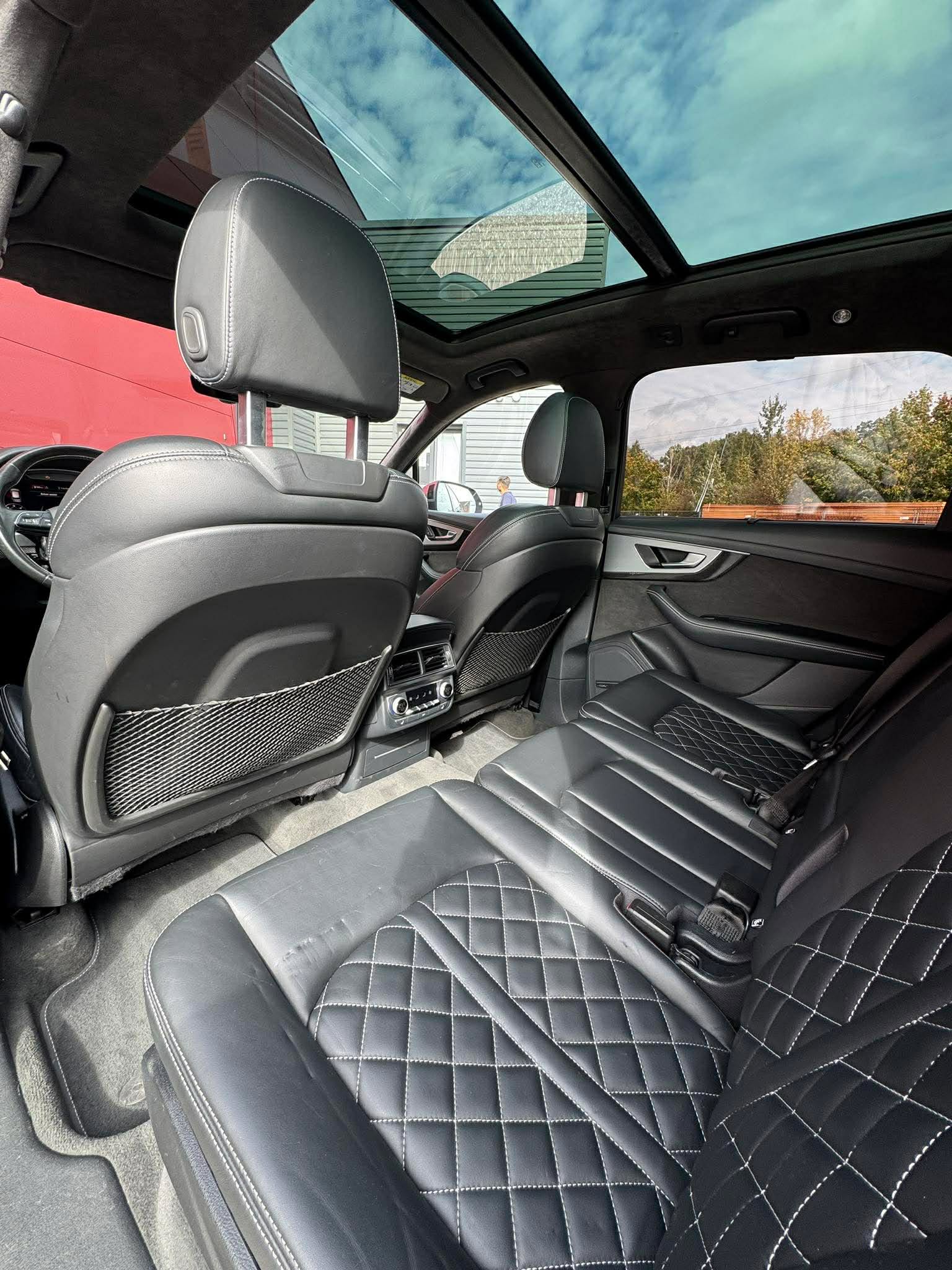 2017 AUDI SQ7 - Image 8