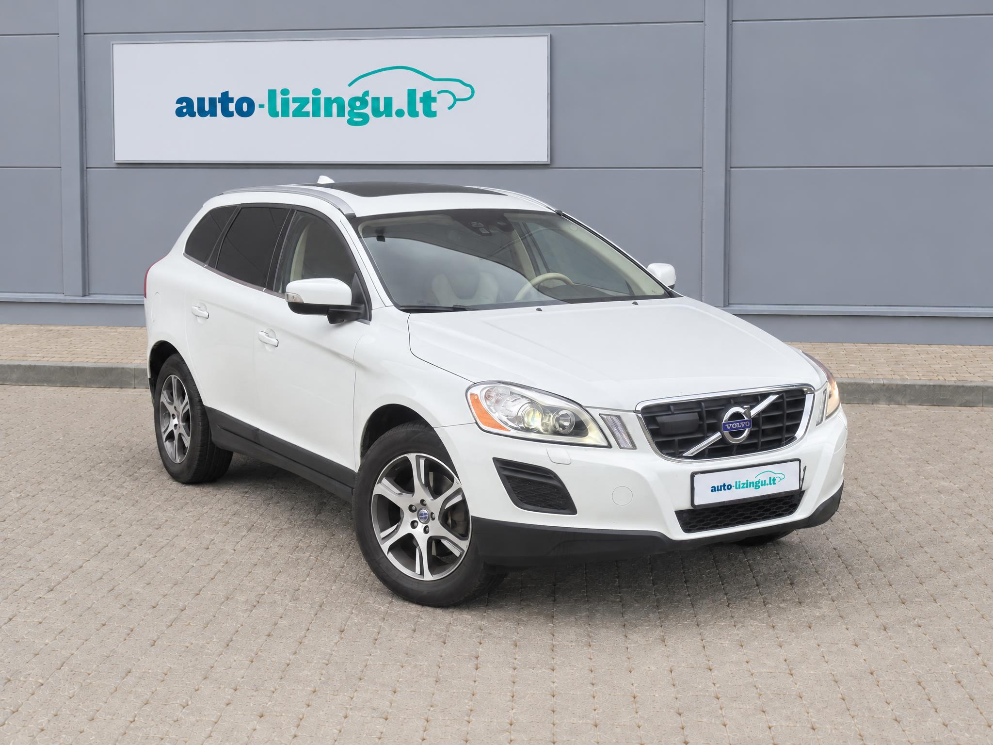 Volvo XC60 Visureigis – Auto-Lizingu.lt