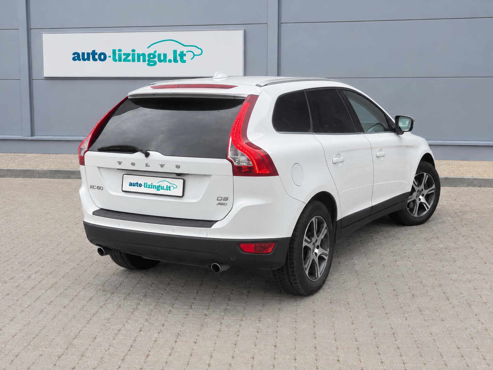 Volvo XC60 Visureigis – Auto-Lizingu.lt