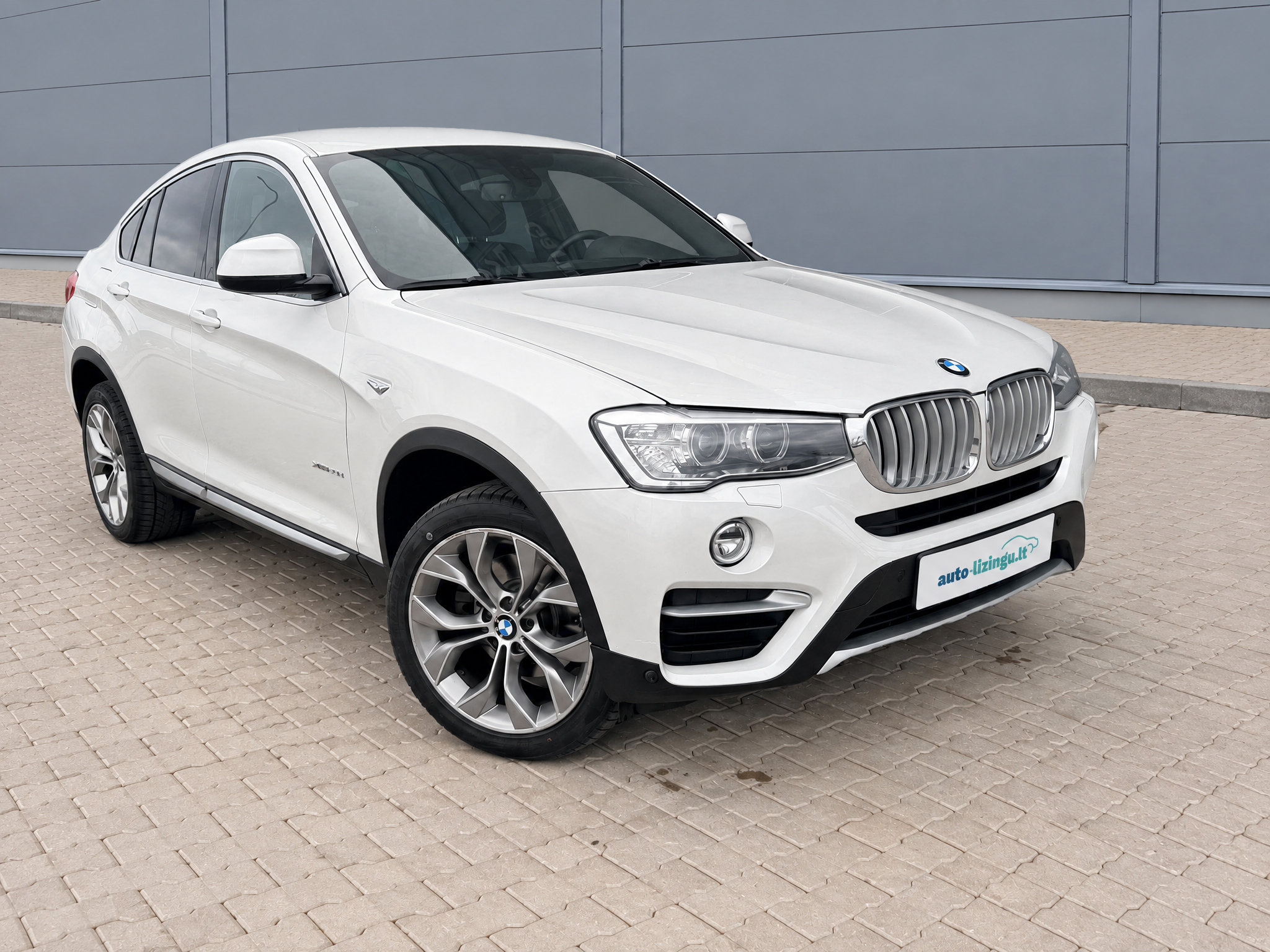 BMW X4 – Auto-Lizingu.lt