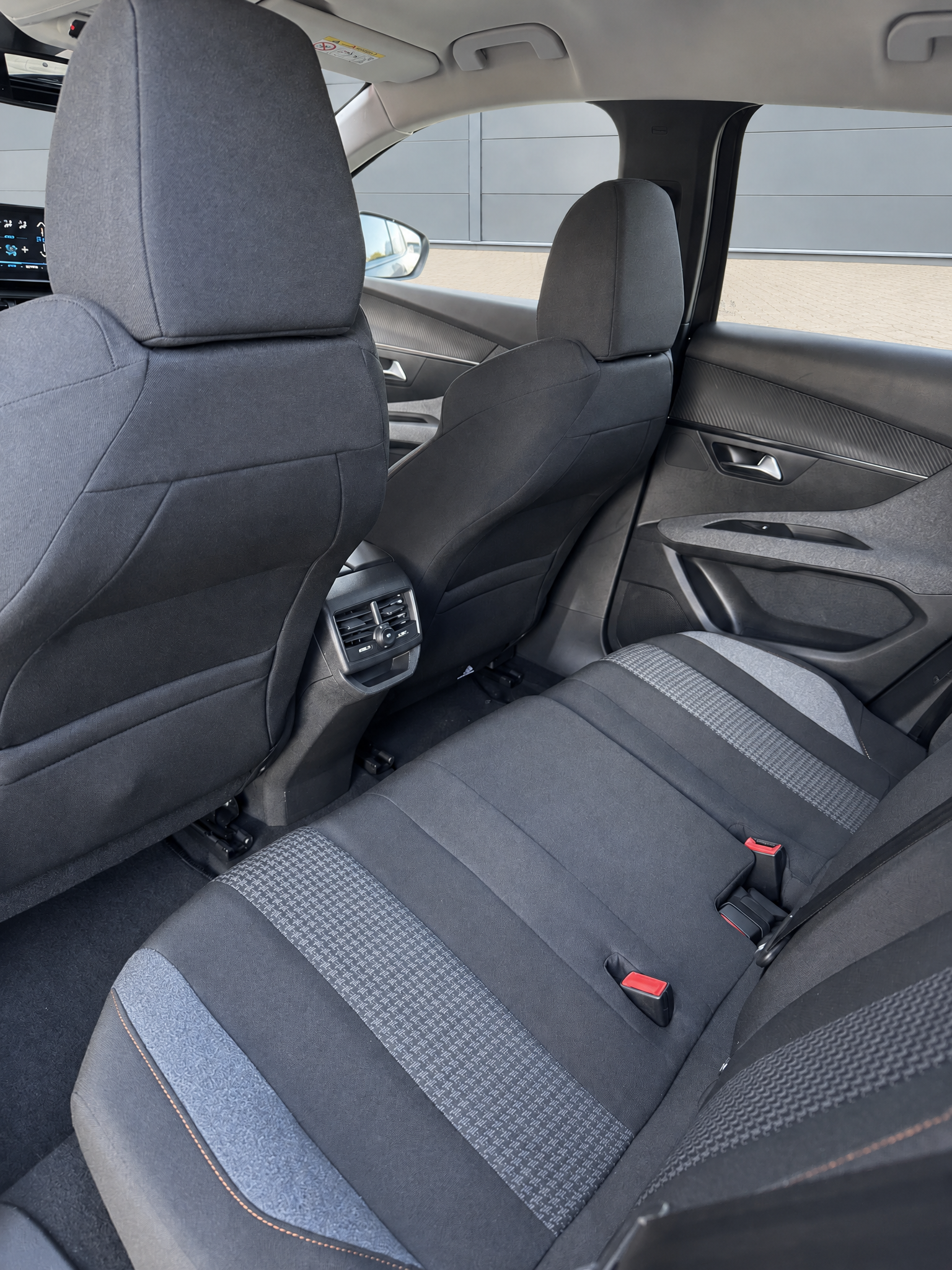 2022 PEUGEOT 3008 - Image 7