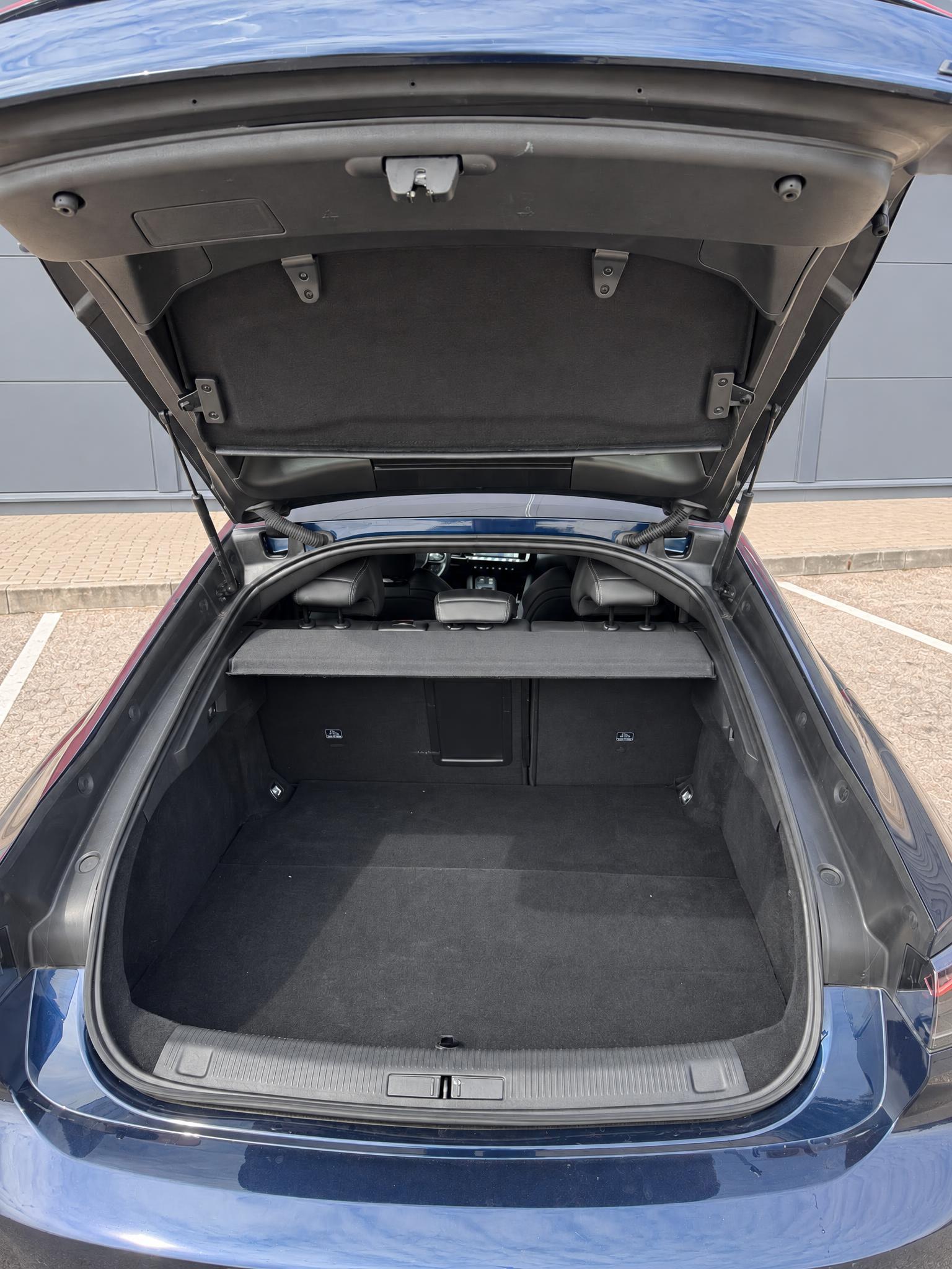 Peugeot 508 hečbekas – Auto-Lizingu.lt