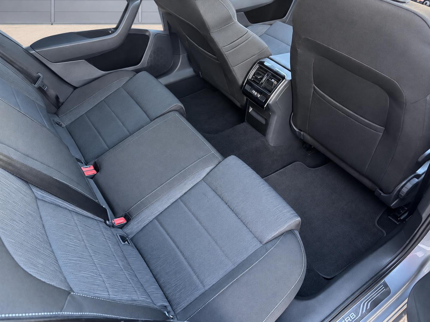 2017 SKODA SUPERB - Image 7