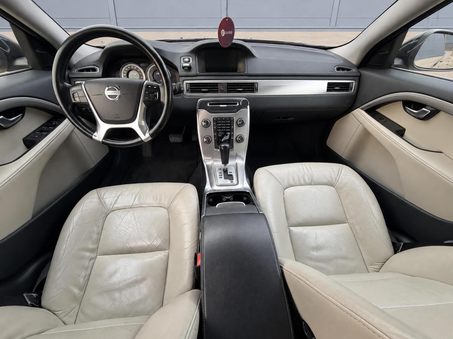 Volvo V70 Universalas – Auto-Lizingu.lt